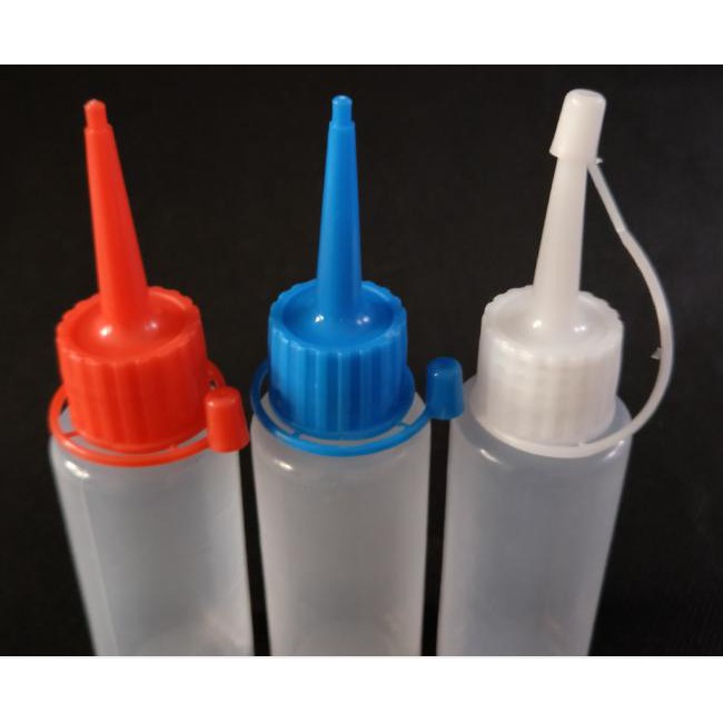 Bình tra dầu máy 50ml có nắp đậy