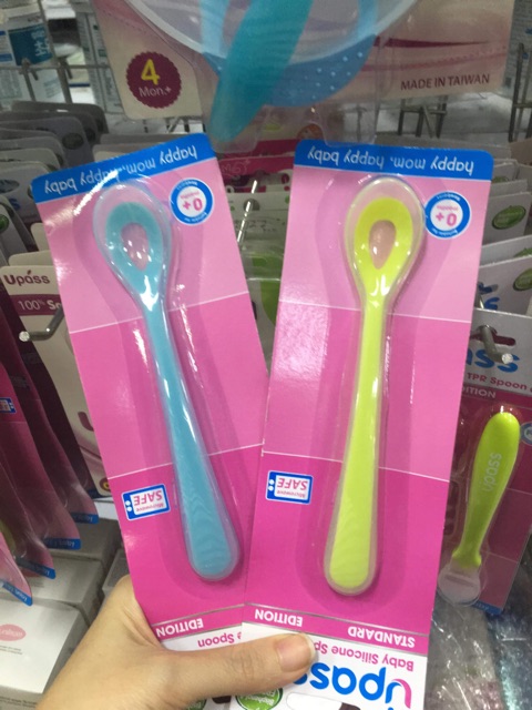 Thìa ăn dặm silicon Upass UP3001W