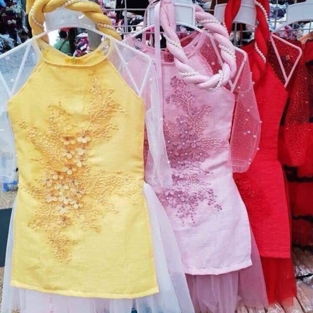 Set cách tân kèm vấn  đội đầu cho bé gái