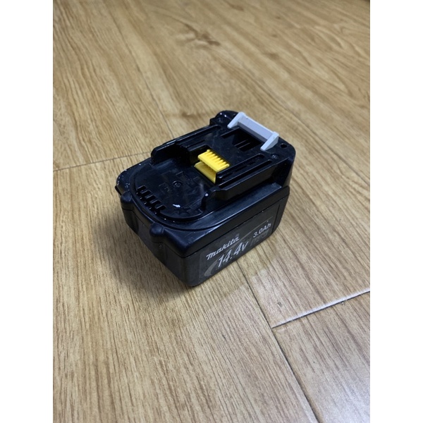 Pin Makita 16.8v 4S2P Vỏ Zin Mạch nhận sạc Zin hãng