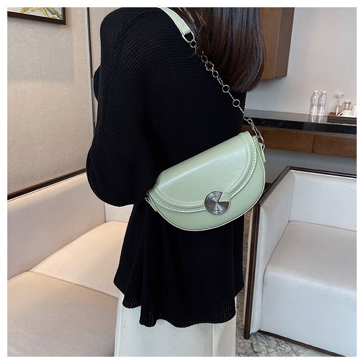 Túi Đeo JASMIN NOIR Chéo Da PU Hình Yên Ngựa Phối Dây Xích Thời Trang Nữ