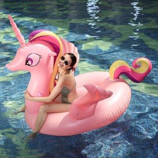 ( có sẵn) phao kì lân hồng khổng lồ kèm bơn điện