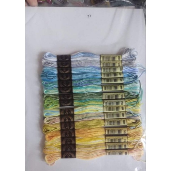 Chỉ Airo Hàn Quốc bán theo bảng cột màu