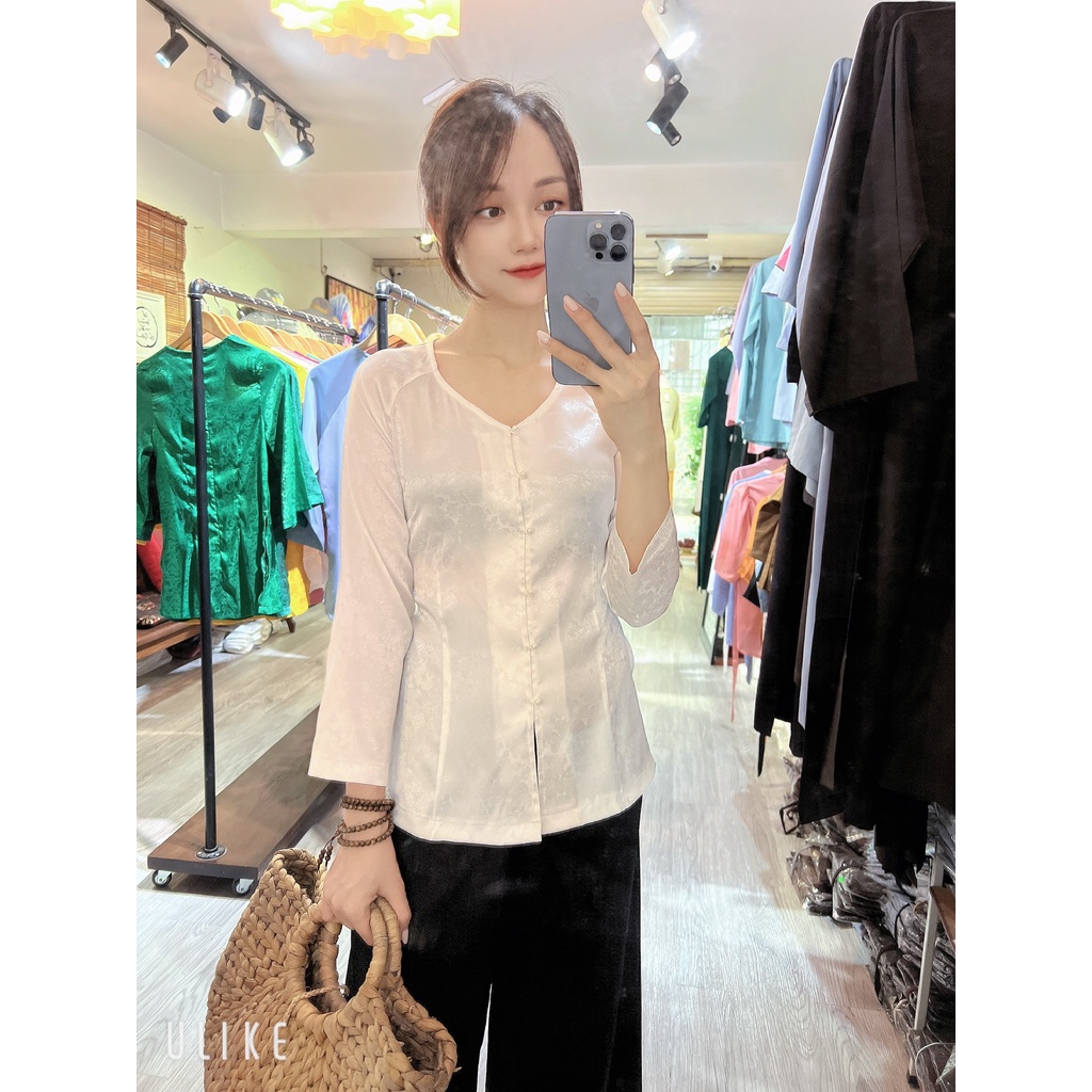 ❄️Áo lụa trắng bà ba lụa gấm Hàn Châu # Đồ Phật tử lụa cao cấp # bà ba vân gấm hoa sen cúc ngọc xinh xắn AB12 Trắng