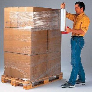 Màng pe quấn hàng hóa 2.7 kg 1 cuộn - màng quấn pallet