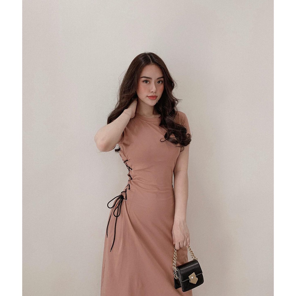 Đầm Body Tay Ngắn Đan Dây Eo Tôn Dáng Màu Nude
