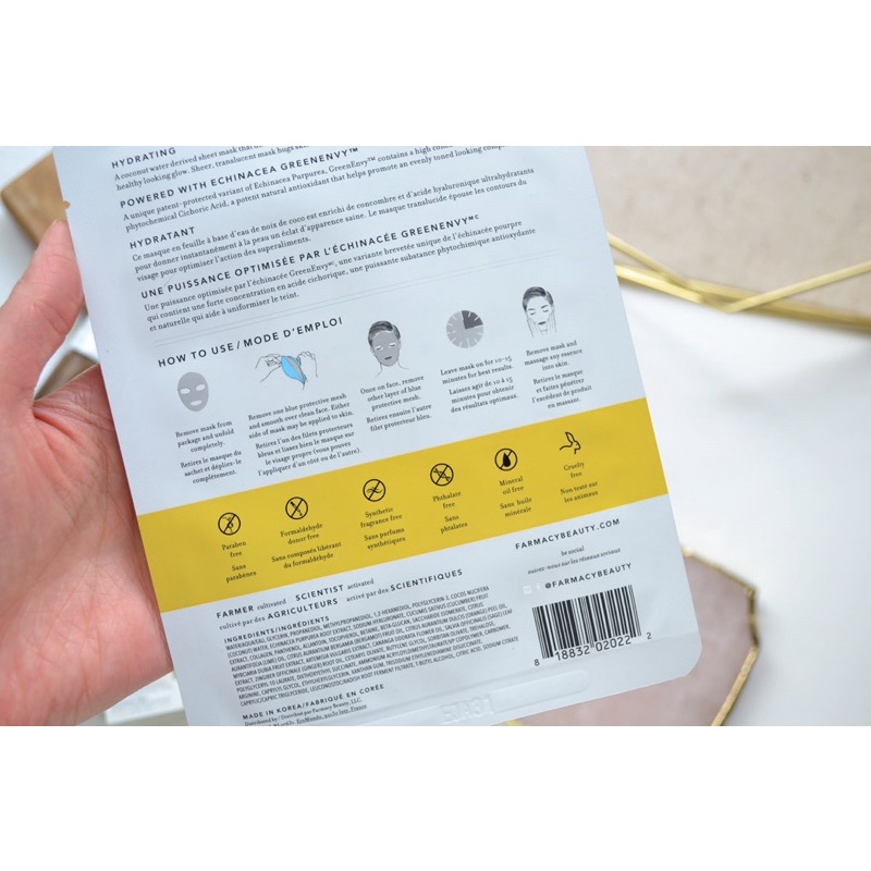 Mặt nạ dưỡng ẩm, cấp nước từ nước dừa Farmacy Hydrating Coconut Gel Sheet Mask