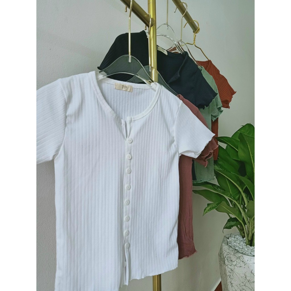 Áo Croptop tay ngắn dáng ôm body phong cách Ulzzang cổ tim chất len tăm phối nút nhiều màu thời trang