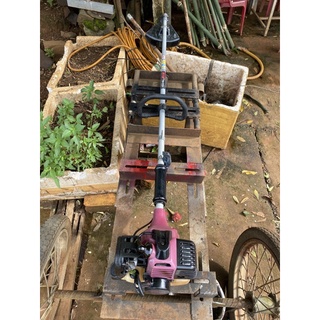 Máy cắt cỏ RYOBI TL 23 hàng nhật bãi