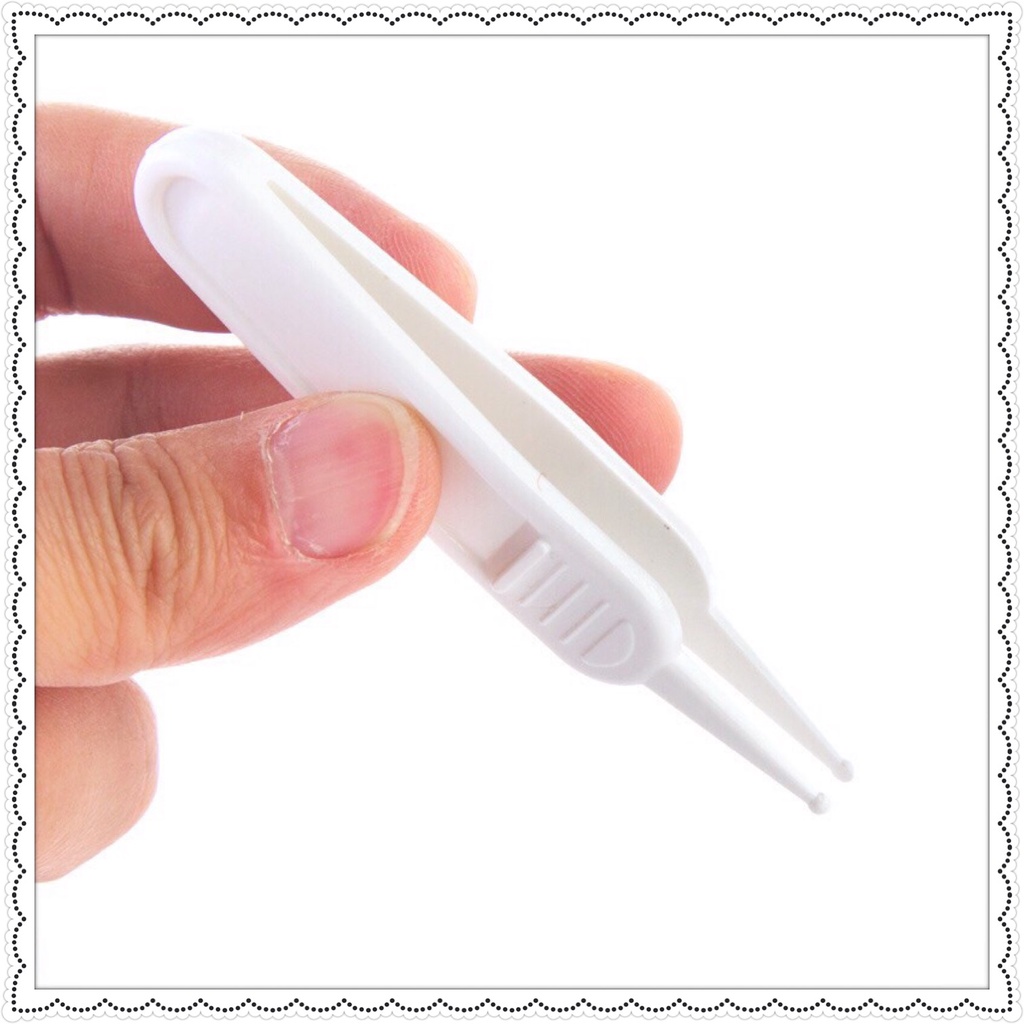 Dụng cụ gắp gỉ mũi cho trẻ sơ sinh