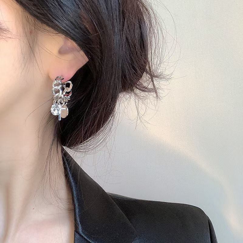 Đôi Bông Tai Họa Tiết Vòng Tròn Thời Trang Cho Nữ