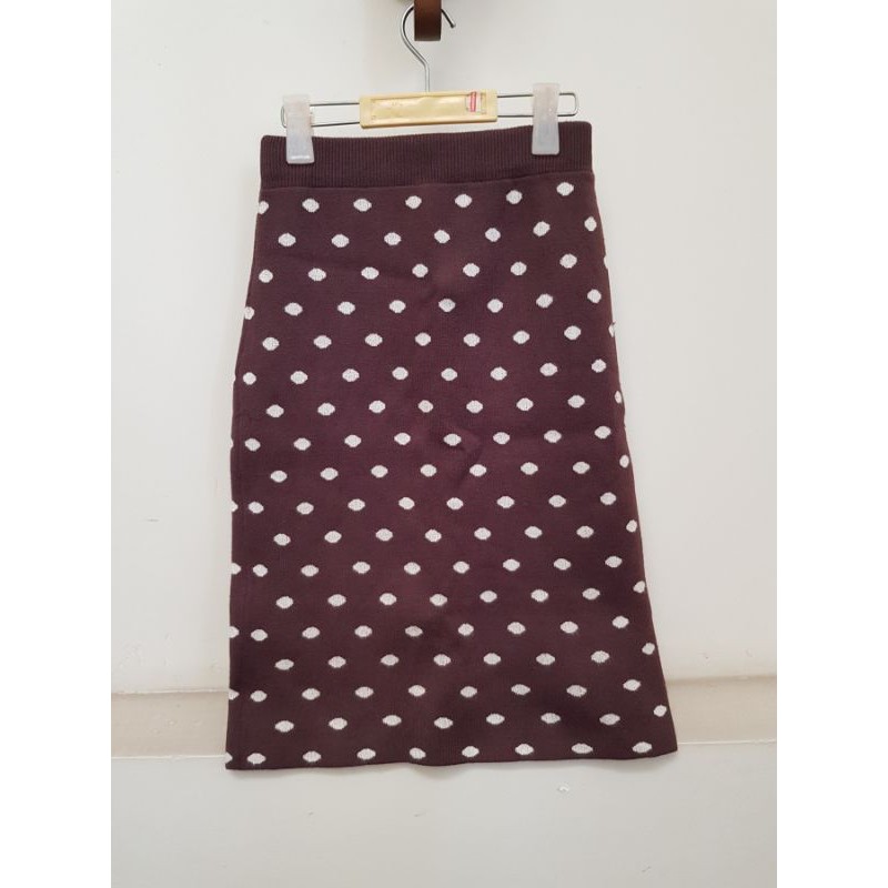 Chân váy len chấm bi vintage freesize
