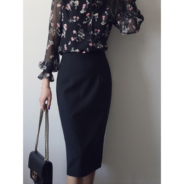 Chân váy công sở nữ xẻ sau chân váy bút chì văn phòng dáng dài qua gối vải tuyết mưa cao cấp màu đen kem mặc đi làm