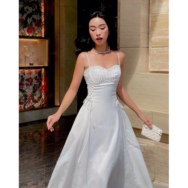 Đầm hai dây đan mắt cáo