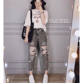 Quần bò rách tả tơi