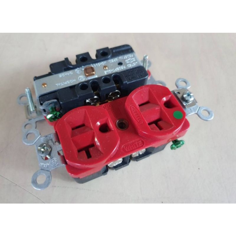 Ổ cắm Hubbell hospital grade hbl8300hr