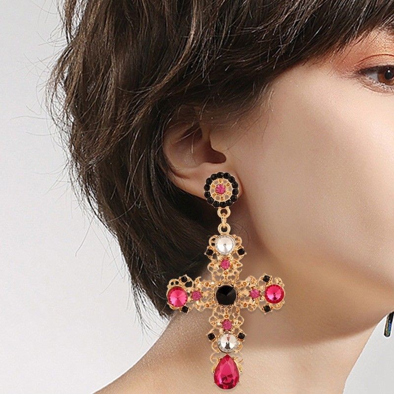 Hoa tai dáng dài mặt chữ thập đính đá phong cách cổ điển