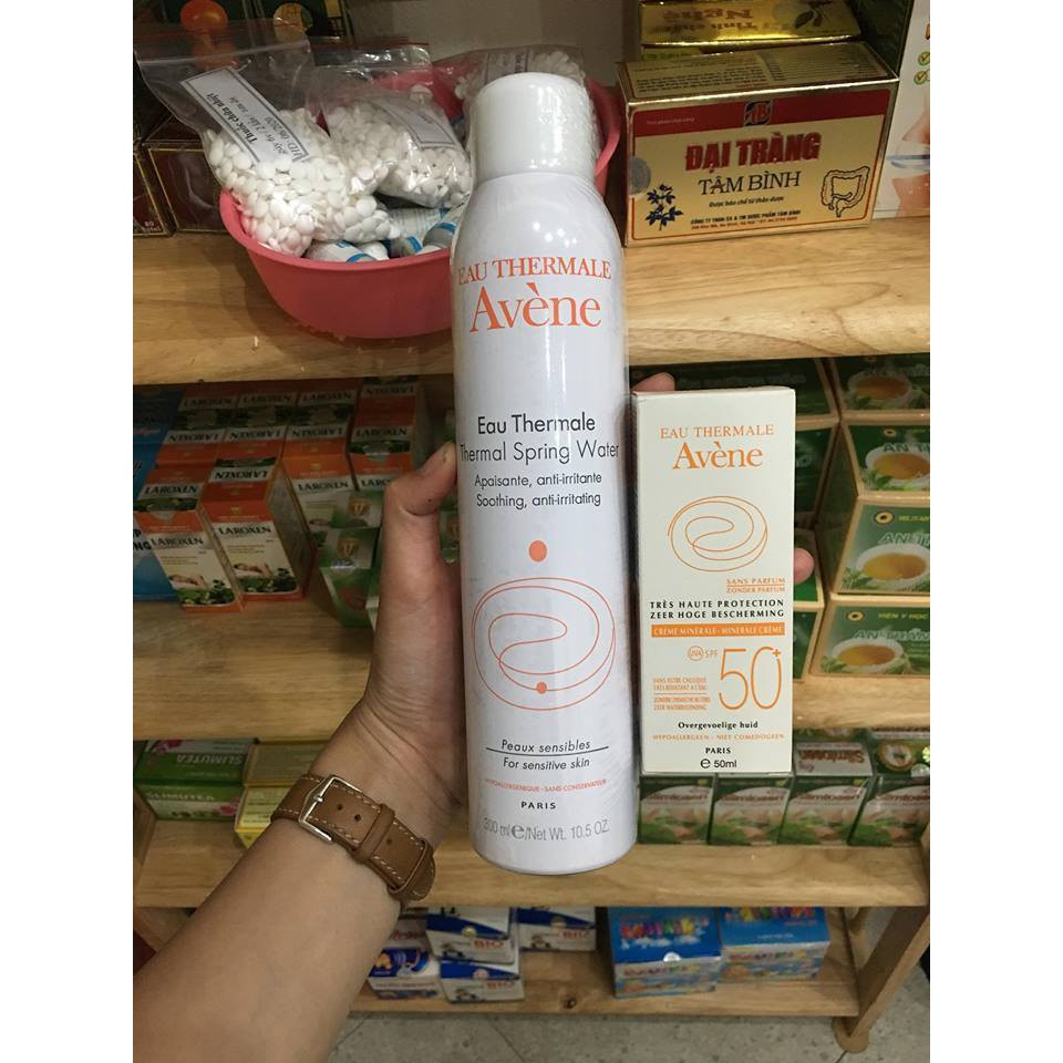 Xịt khoáng chống nắng Avene 300ml