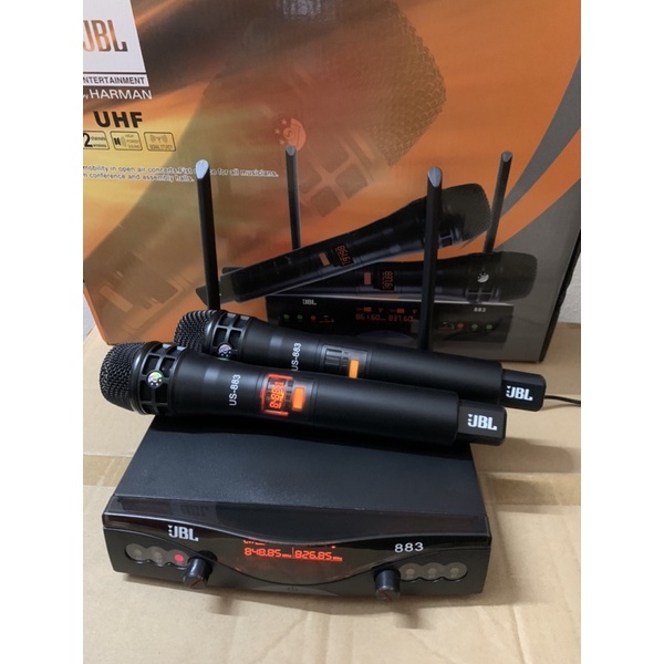 Micro không dây JBL 883 ảnh chụp trên sản phẩm thật bảo hành 6thang