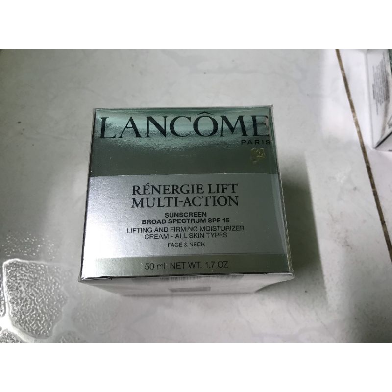 Kem dưỡng ngày Lancome Renergie Lift Multi action and firming cream 50ml (lancome tím)