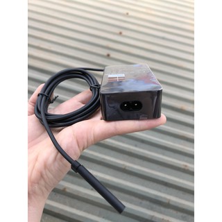 Sạc surface pro 15V4A 65w bản gốc