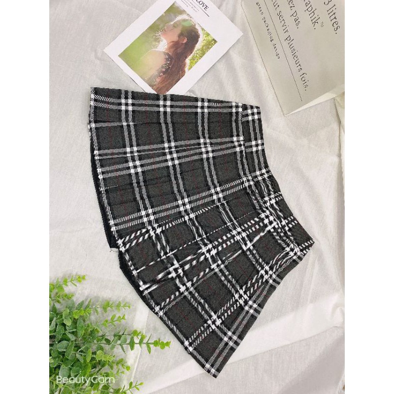 Bigsize - Chân váy xếp li kẻ đen sang chảnh 60-90kg Ms125 | BigBuy360 - bigbuy360.vn