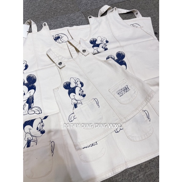 Yếm bò mickey bé gái