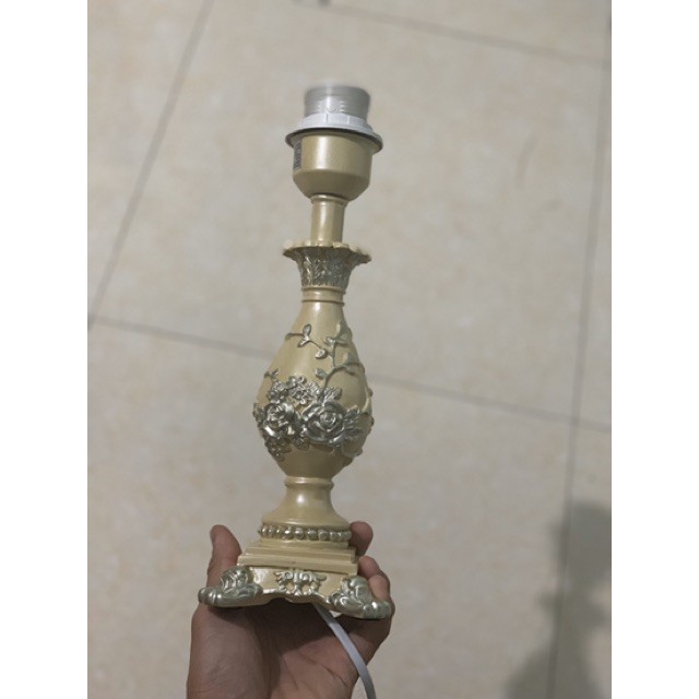 Đèn Ngủ Đẹp Để Bàn Cao Cấp có tăng giảm ánh sáng