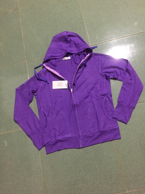 Áo khoác thun lạnh có mũ - màu size nhỏ! | BigBuy360 - bigbuy360.vn