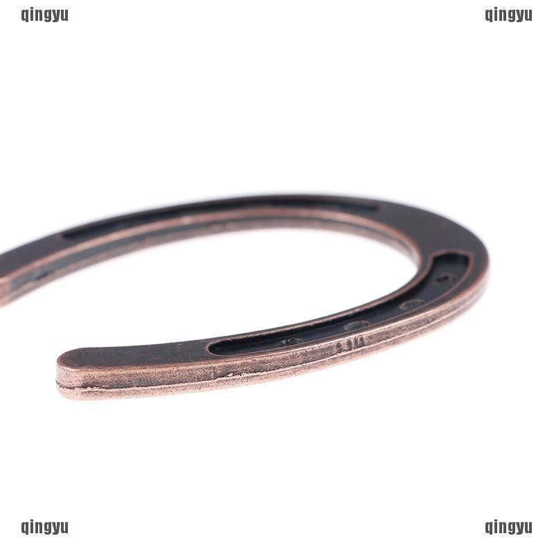 Phụ kiện trang trí quà hình móng ngựa chất liệu hợp kim kẽm kích thước 60*70mm