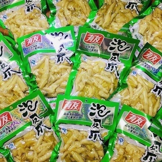 Chân gà yuyu, chân gà cay Trung Quốc, món ăn vặt, đồ ăn vặt ngon