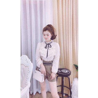 Áo sơ mi trễ vai thắt nơ