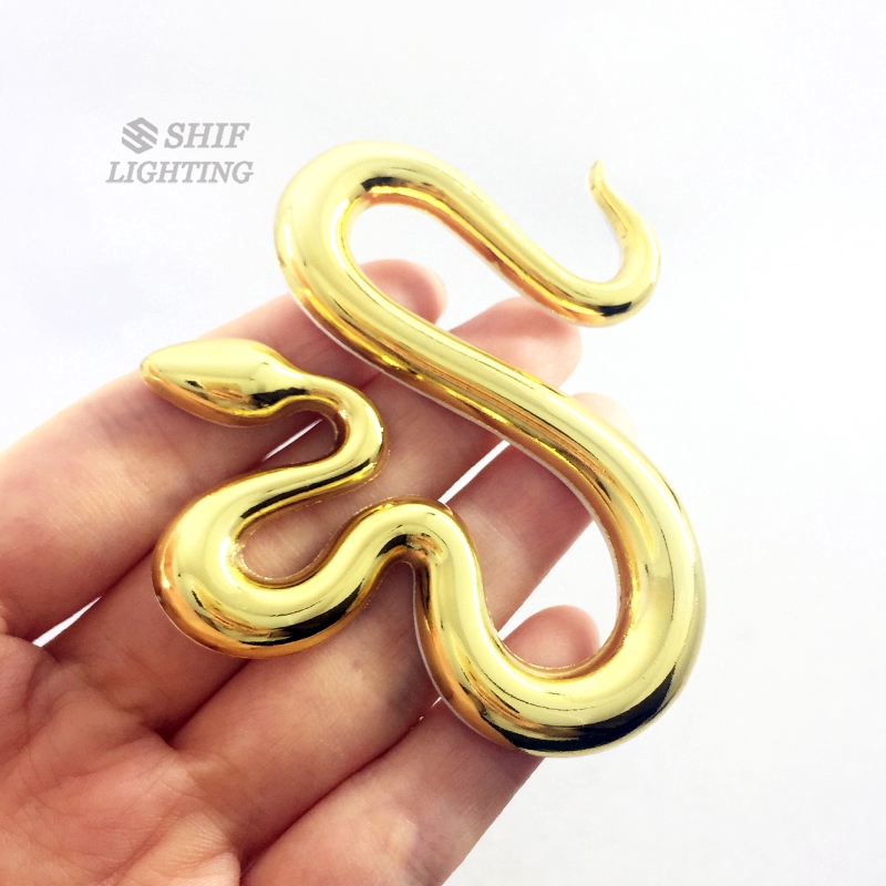 1 logo kim loại hình con rắn trang trí xe hơi