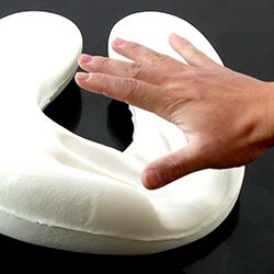 Gối Kê Đỡ Cổ Văn Phòng Cao Su Non ZURI PILLOW GLC-03 Có Thể Dùng Cho Trẻ Em