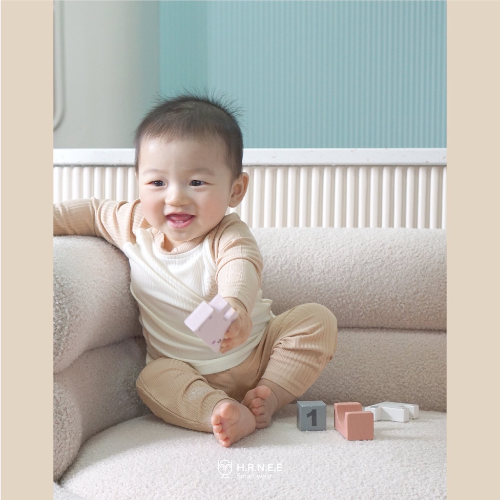 Bộ dài tay Hrnee Vải Modal Organic , Bộ mặc điều hòa cho bé trai bé gái mềm mại mỏng nhẹ