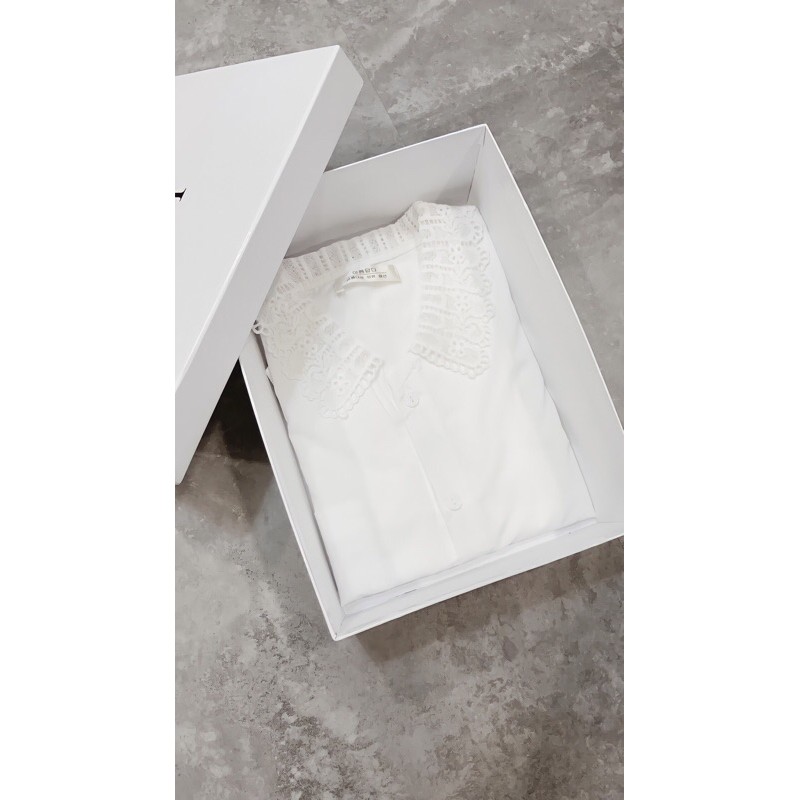 SƠ MI CỘC TAY CỔ REN TÚI NGỰC