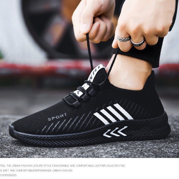 Giày sneaker nam Sport sườn phối 4 vạch có 2 màu thoáng khí