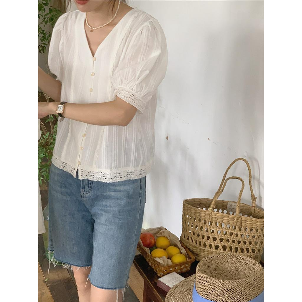 Áo Kiểu Tay Ngắn Cổ Chữ V Màu Trơn Phối Ren Phong Cách Hàn Quốc Có 2 Màu Sắc Lựa Chọn 53262