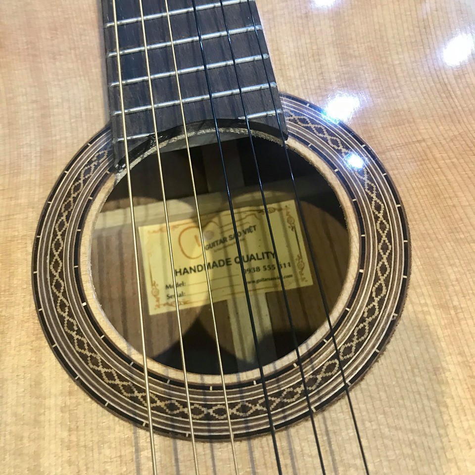 Đàn guitar classic gỗ nguyên tấm cho người mới chơi SV-H09 (Tặng kèm bao da cao cấp capo)