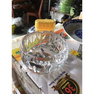 gạt tàn thuốc lá