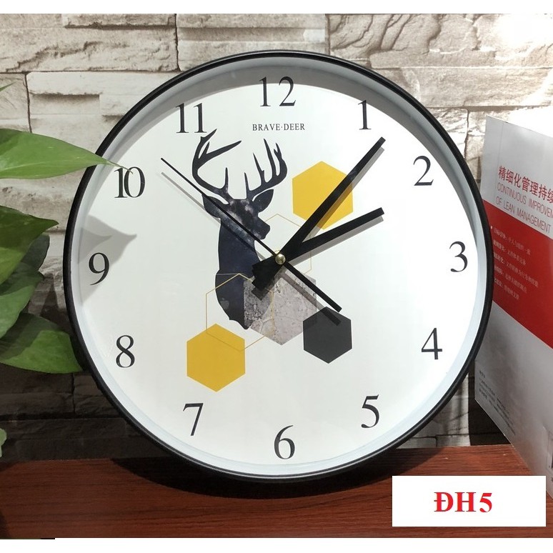Đồng hồ treo tường quartz cao cấp kim trôi. Bh 12 tháng
