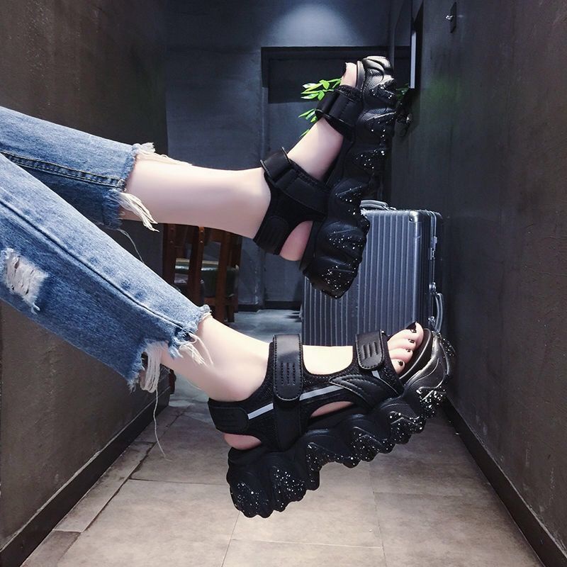 Xăng đan Thể Thao Đế Dày Thời Trang Mùa Hè Hàng Mới Dành Cho Bạn Nữ 2022