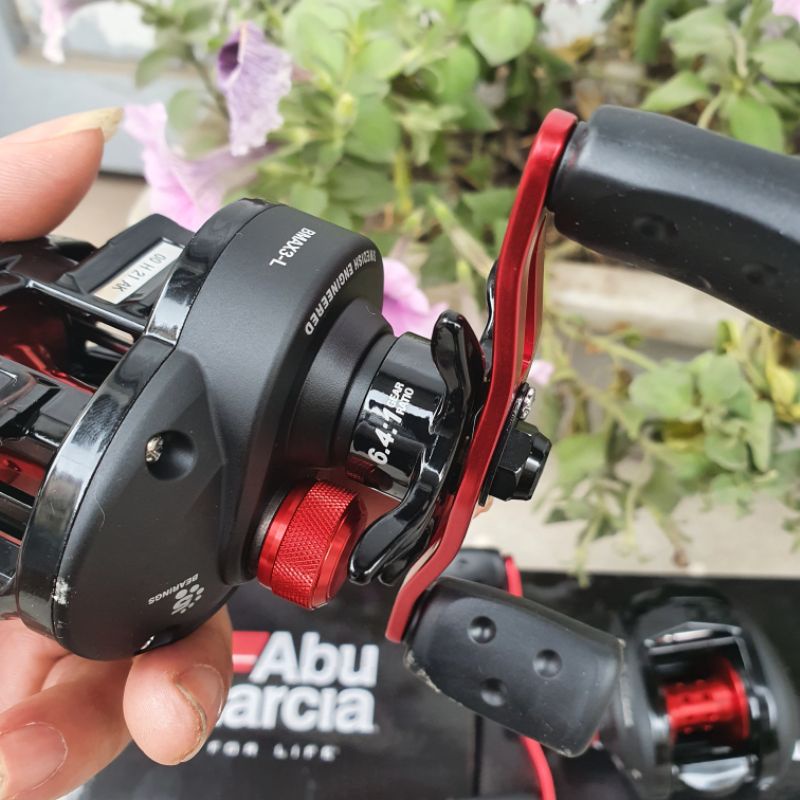 Máy Ngang Abu Garcia Black Max 3 Tay Trái Tay Phải Mã MG1