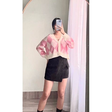 (Sẵn) Set Nữ Áo Len Cardigan Lông Thỏ Kèm Áo 2 Dây Set Áo Len Hoạ Tiết Quả Trám Màu Hồng Xinh Xắn ( Ảnh thật ) | BigBuy360 - bigbuy360.vn