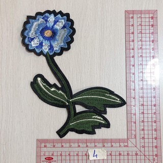 set 2 sticker ủi vải hình hoa cỏ 4 lá