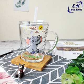 Ly thủy tinh chia vạch in hình dễ thương kèm ống hút, cốc chia vạch thủy tinh cao cấp