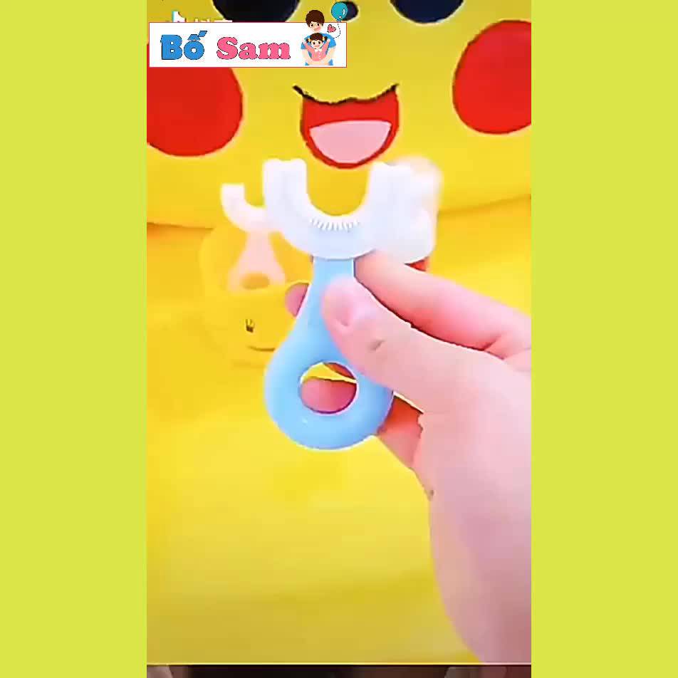 Combo 3 chi tiết bàn chải đánh răng chữ u silicon, kem đánh răng và cốc cho bé