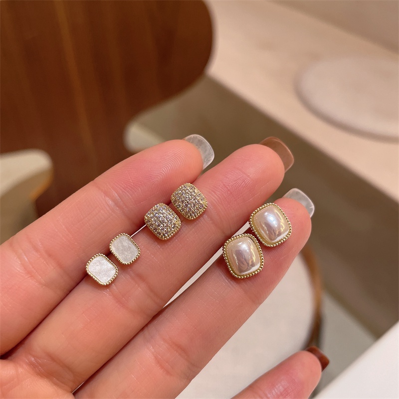 Khuyên Tai Hàn Quốc Dongdaemun Cao Cấp Đính Đá Kim Cương Nhân Tạo Hình Vuông Nhỏ Phong Cách Hàn Quốc Mới