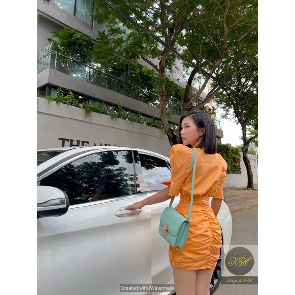 Set váy tay phồng cổ cánh én