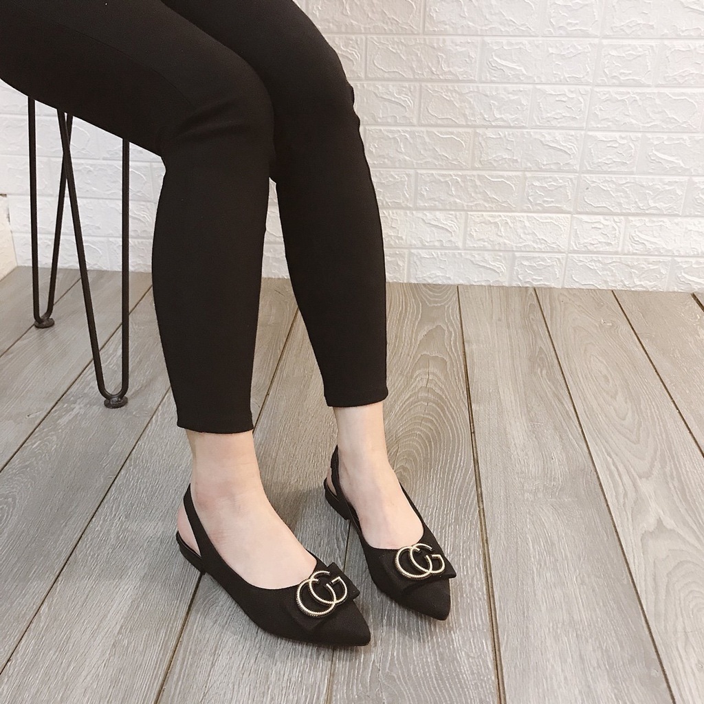 Giày sandal mũi nhọn da lộn tag vuông GC hở gót 2 phân hot dã man